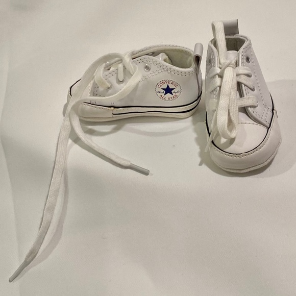 EUC Baby Converse All Stars - Picture 1 of 3